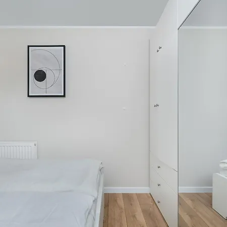 Apartament W Centrum Wroclawia 300 M Od Rynku By Renters *