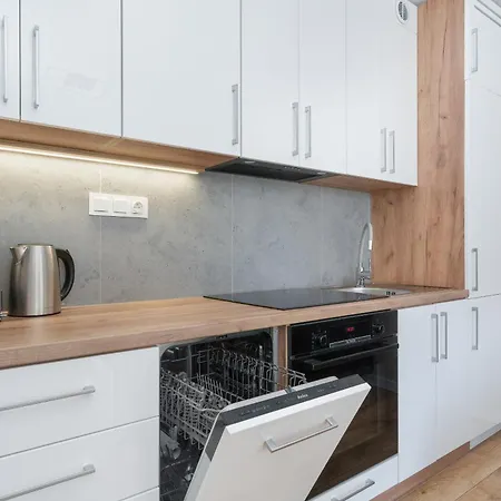 Apartment Apartament W Centrum Wroclawia 300 M Od Rynku By Renters Breslau